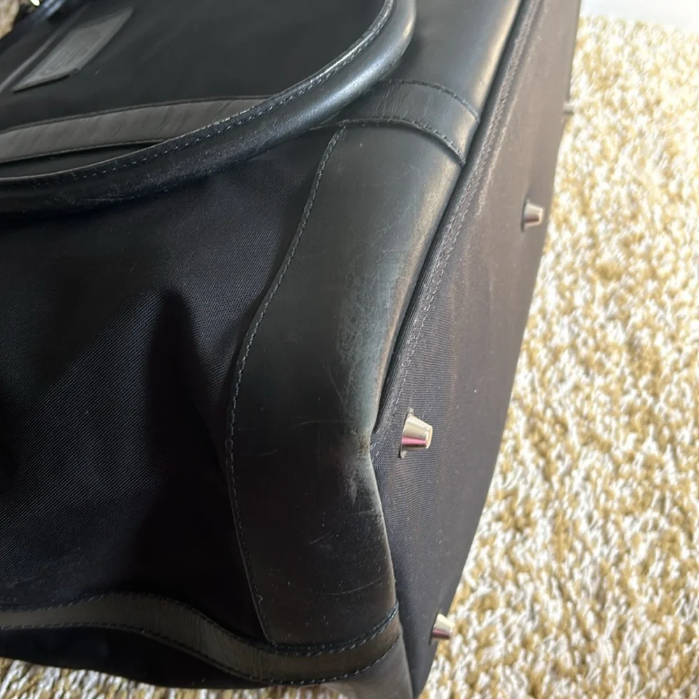 Coach - Picture 10 of 14